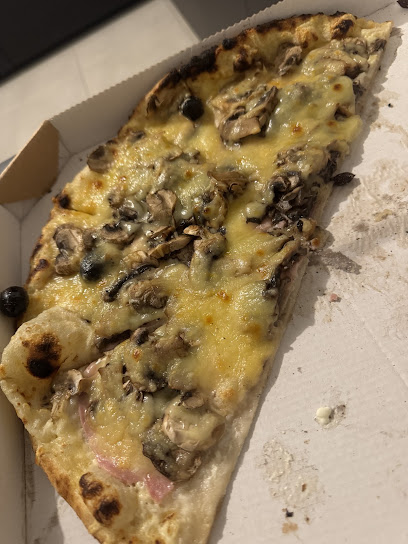 Pizza de Aux 2 Amis (au feu de bois) à Venelles
