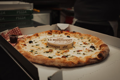 Pizza de Pizzas Du Cengle à Châteauneuf-le-Rouge
