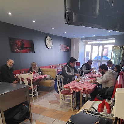 Pizza de Pizzeria La Squadra à Simiane-Collongue
